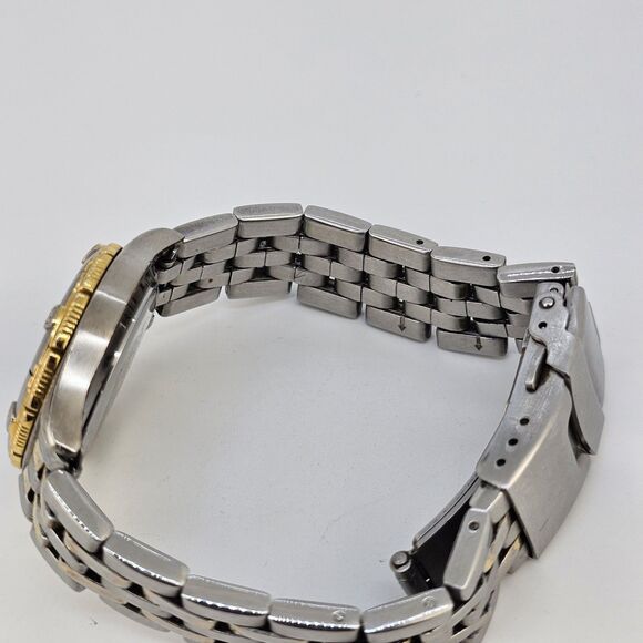 Houston Texans Women's Watch 32MM Gray Dial Two Tone Bands 7.25" New Battery - Picture 12 of 13